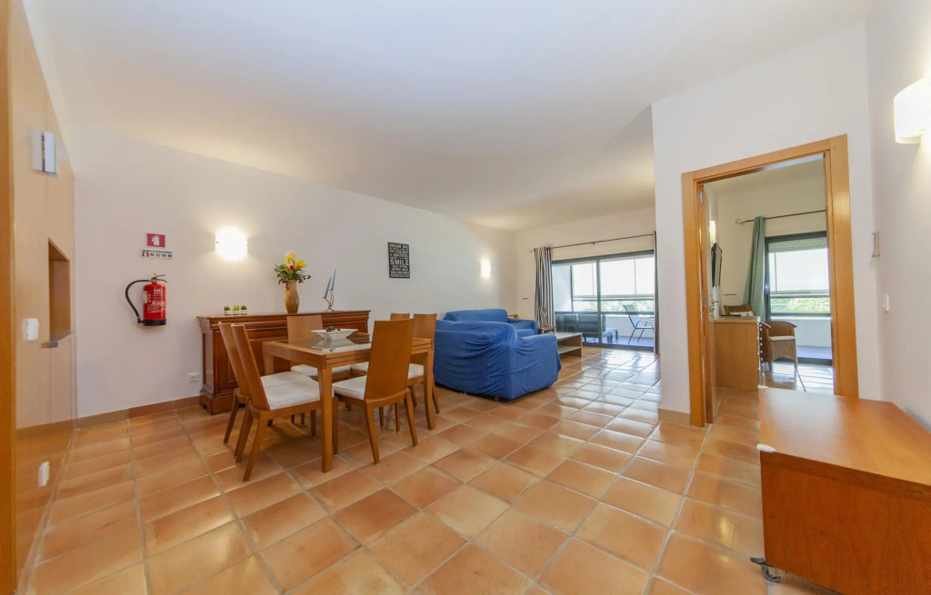 B39 - Marina Hill Apartment