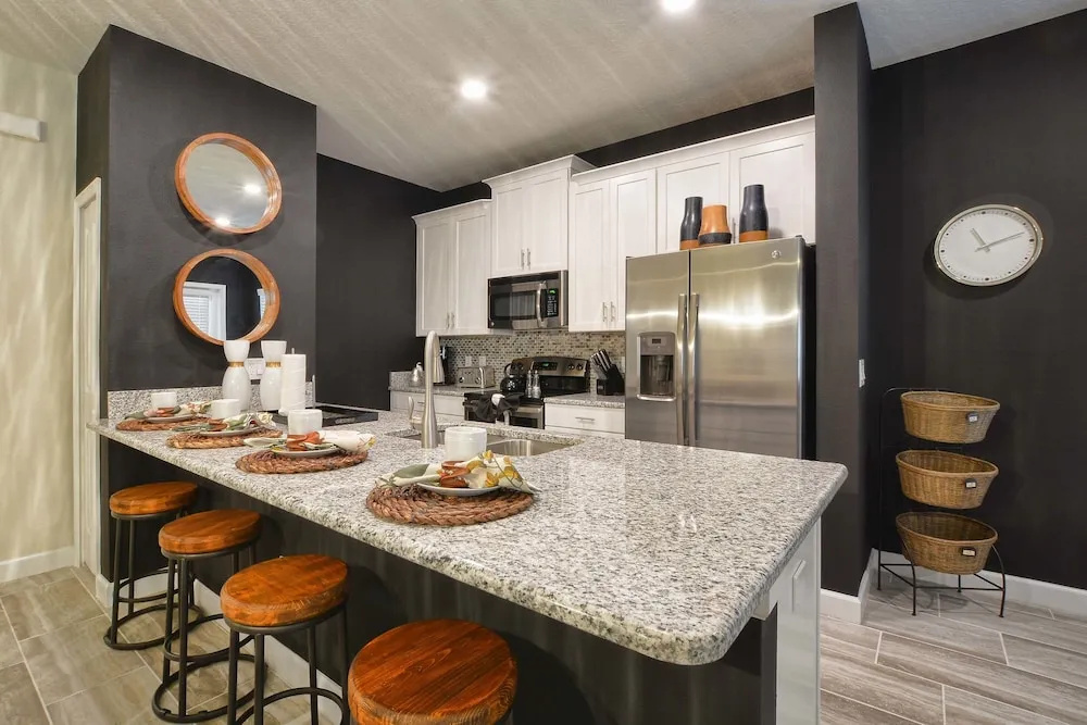 Storey Lake-4 Bedroom Townhome w/Spashpool-1613ST
