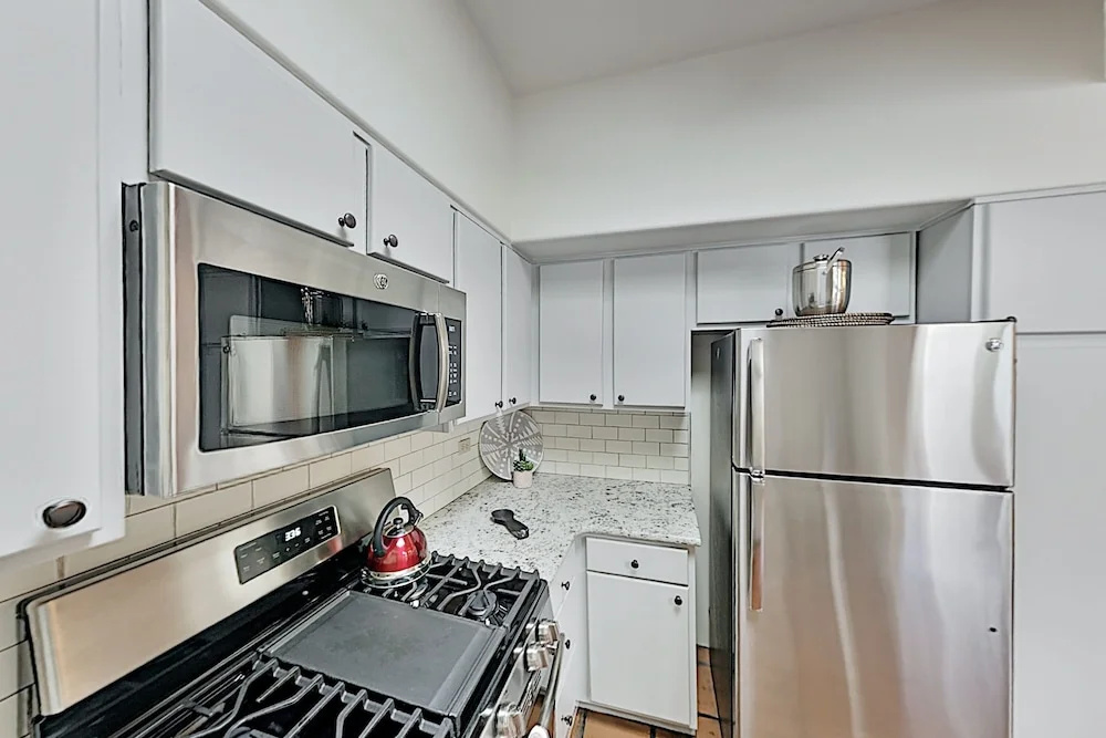 San Francisco At Zona Rosa: Near Plaza & Railyard 3 Bedroom Condo