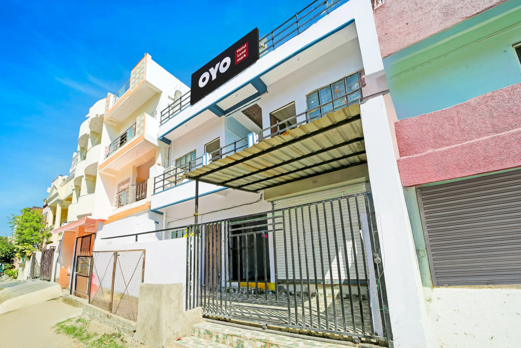 Hotel O AJ Guest House