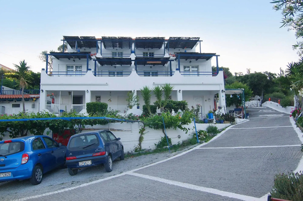 Nafsika Sea View Apartments