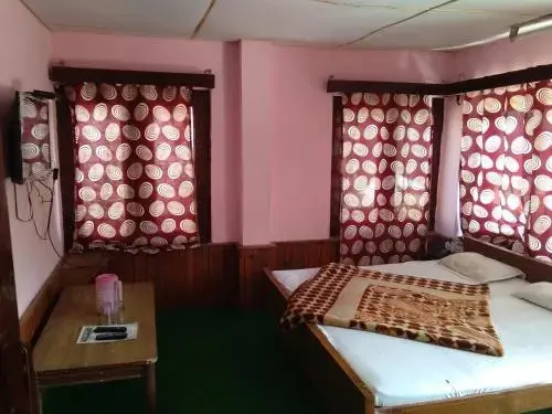 Hotel Hema Holiday Home
