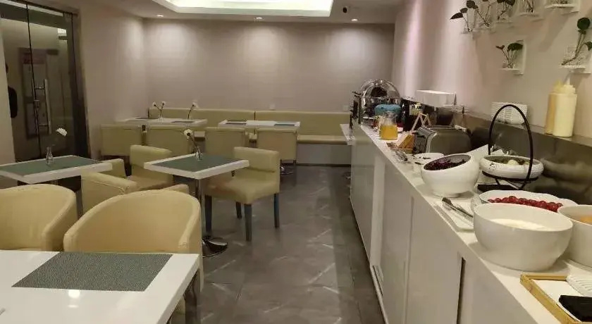 Zsmart Hotel