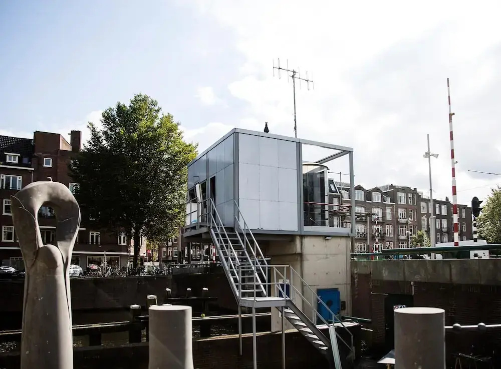SWEETS - Wiegbrug