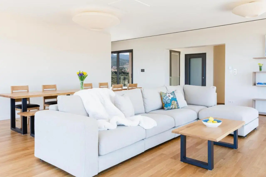 Regina's Banyuls - Modern and brand new house