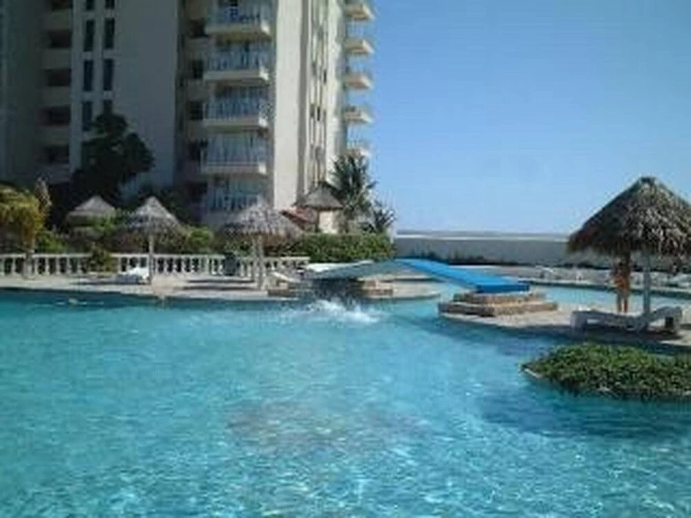 Room-ocean View Room #1202near The Clubs
