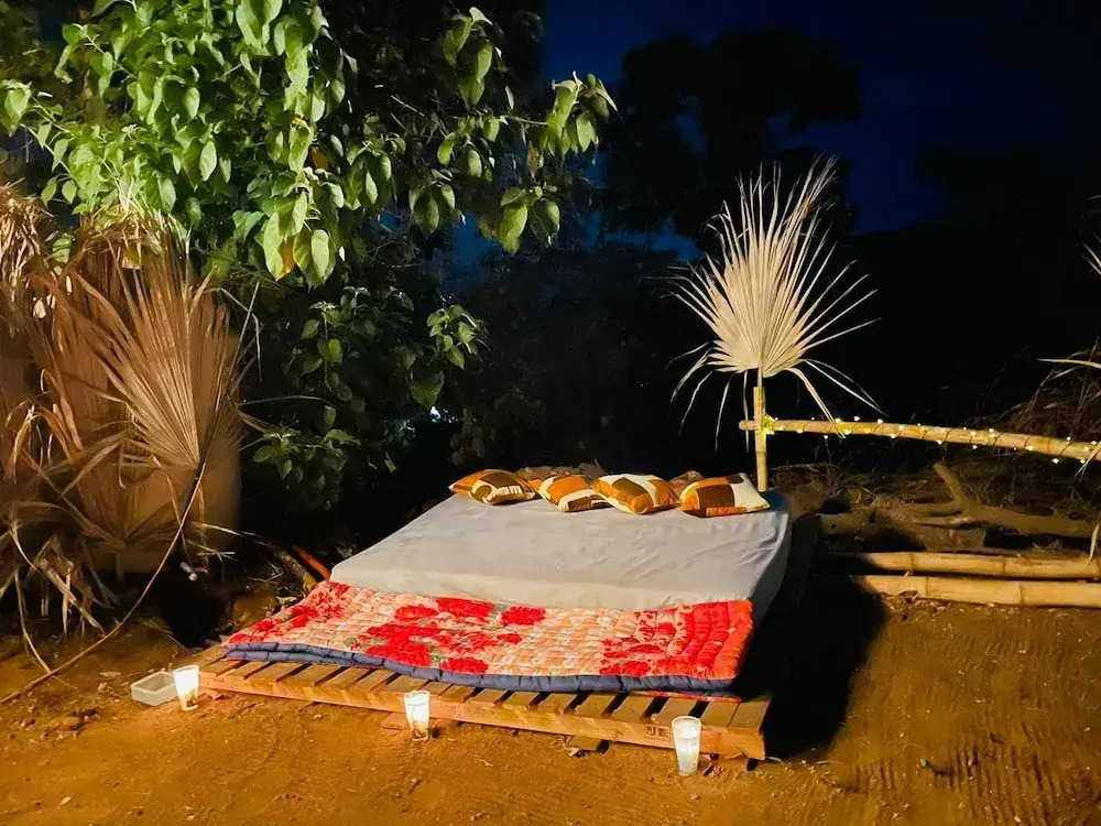 Bajo las Estrellas eco camp