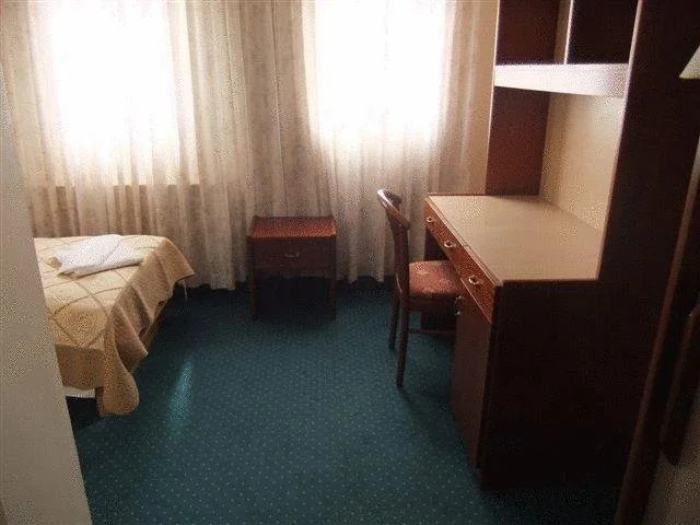Rosary Sister Guest House Ein Karem