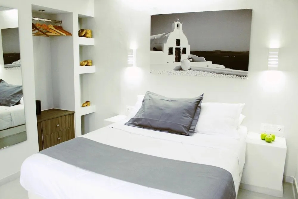 Sea La Vie Beachfront Suites