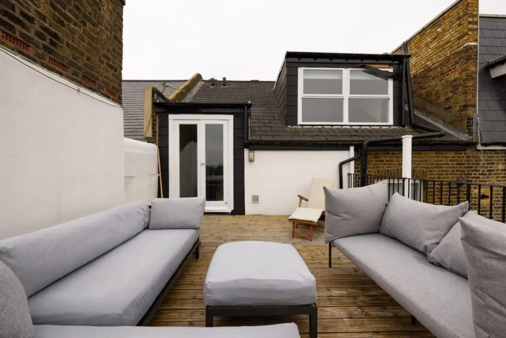 The Clapham Chambers - Stunning & Bright 3BDR Flat with Terrace
