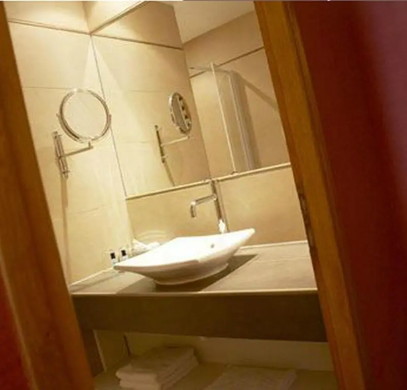 Logis Hôtel Le Cheval Blanc