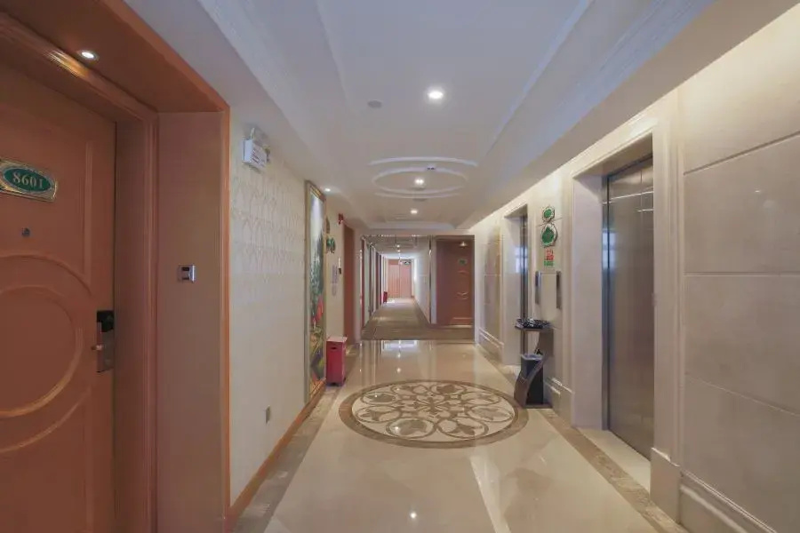 Vienna International Hotel Shenzhen Longhua Xiken