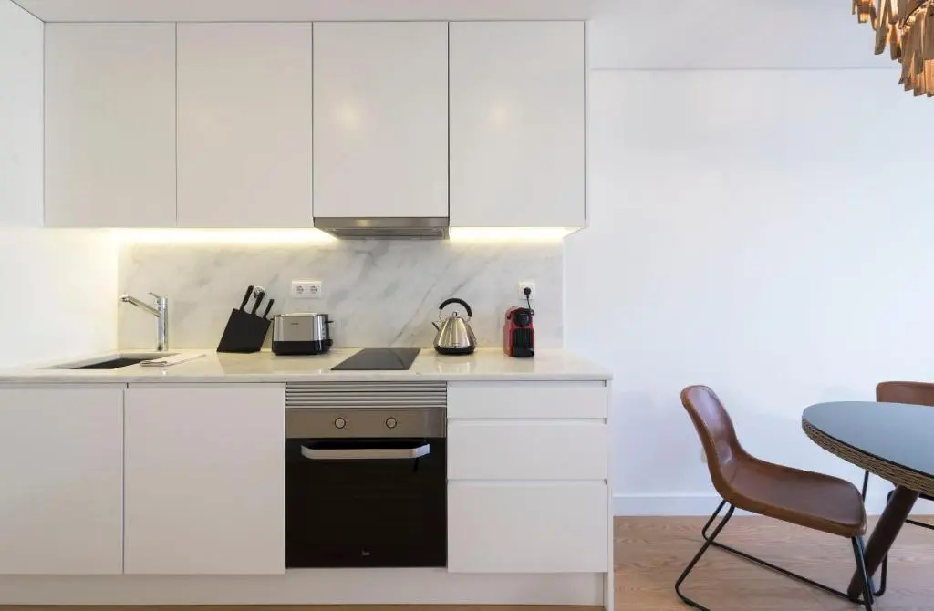 Lovelystay - Central Flat W/ Ac And Balcony