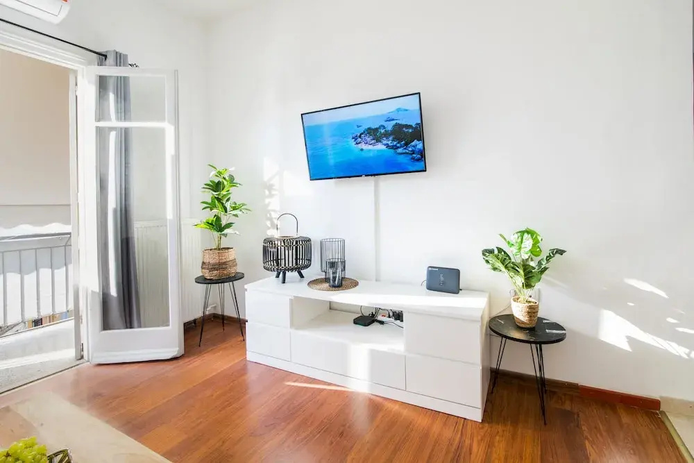 Midtown Apartment by CorfuEscapes