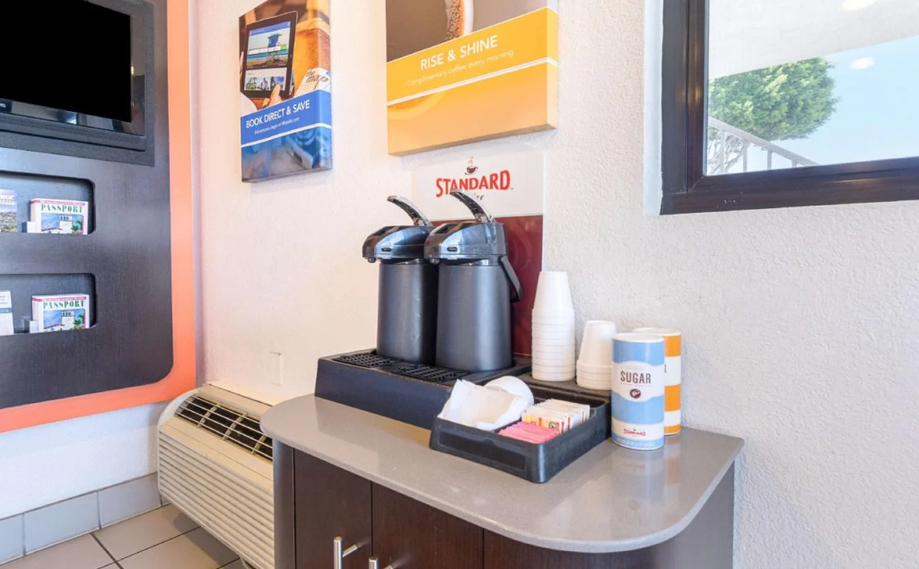Motel 6-Santa Barbara, CA - State Street