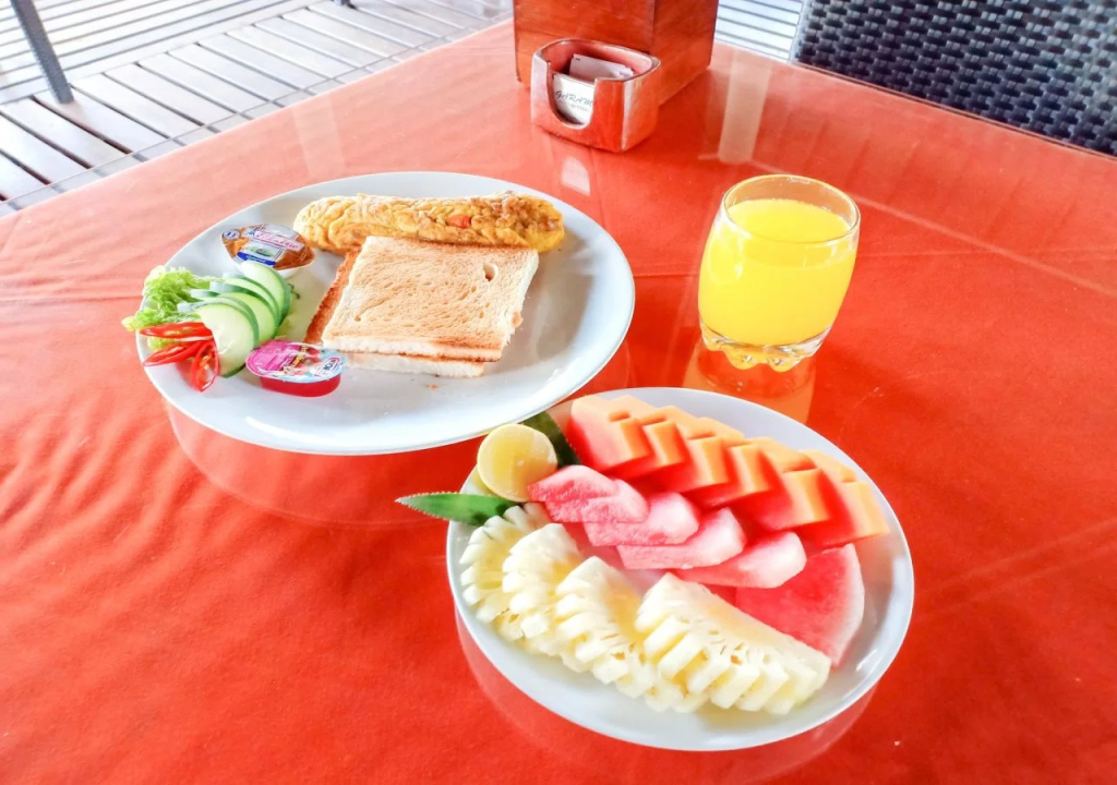 Mascot Beach Hotel