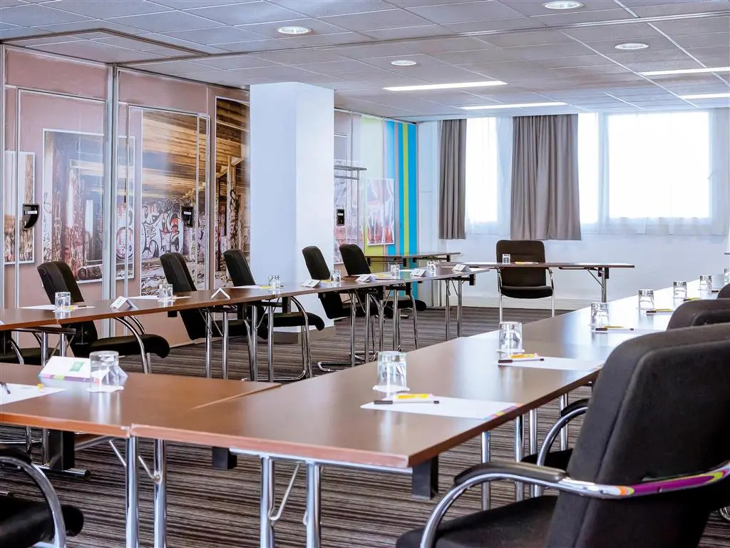 Ibis Styles Lyon Villeurbanne Parc de la Tête dOr