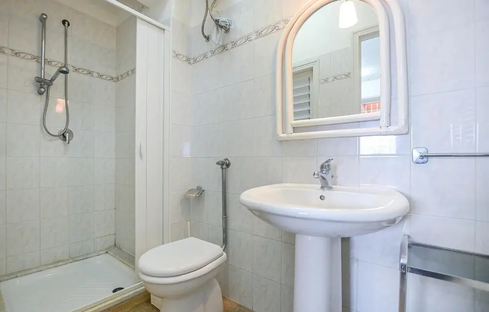 Stunning Home in Pozzallo With 3 Bedrooms and Wifi