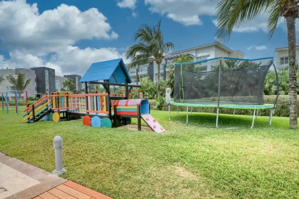 Hakuna Matata 725N at Mareazul Beachfront
