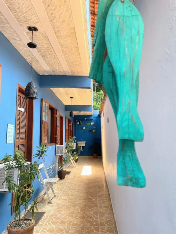 Suites Casa Azul-Vila do Abraão- conforto, limpeza, ótima localização