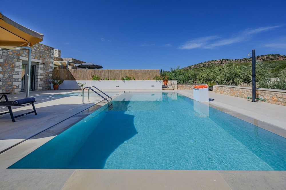 Melidoni Villas