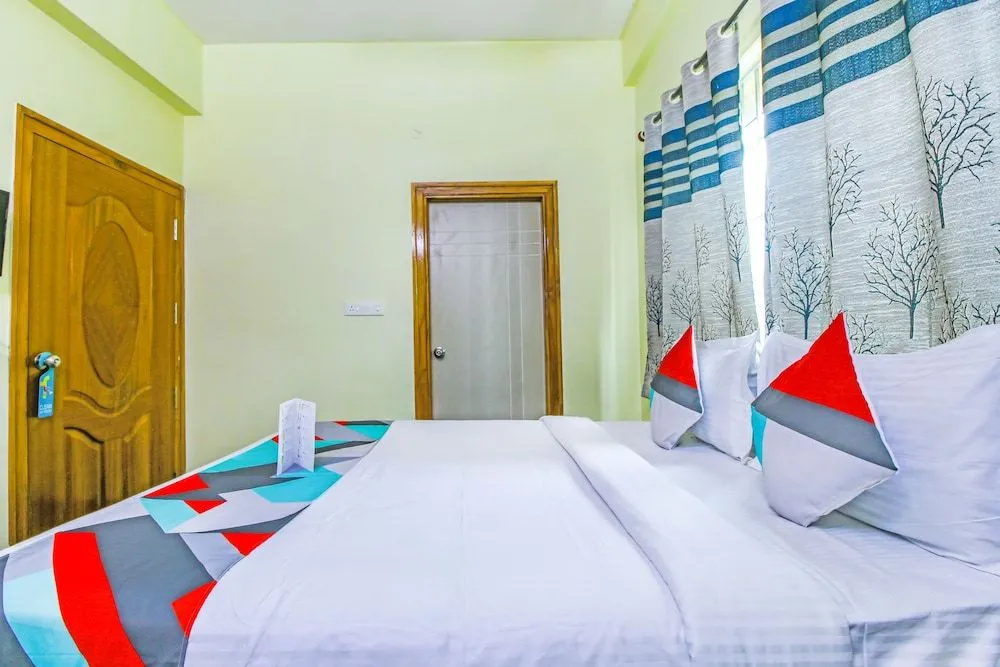 FabHotel Sree Sai Suites