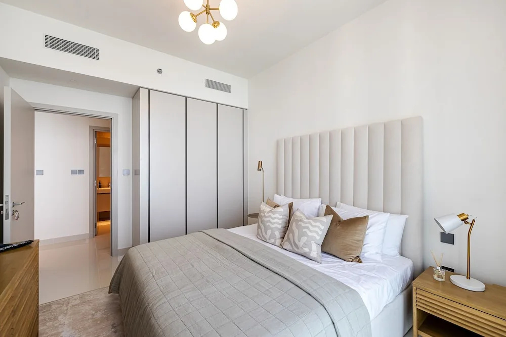 DHH Sunrise Bay 1- Emaar Beachfront