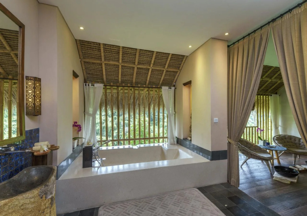 Tejaprana Resort & Spa