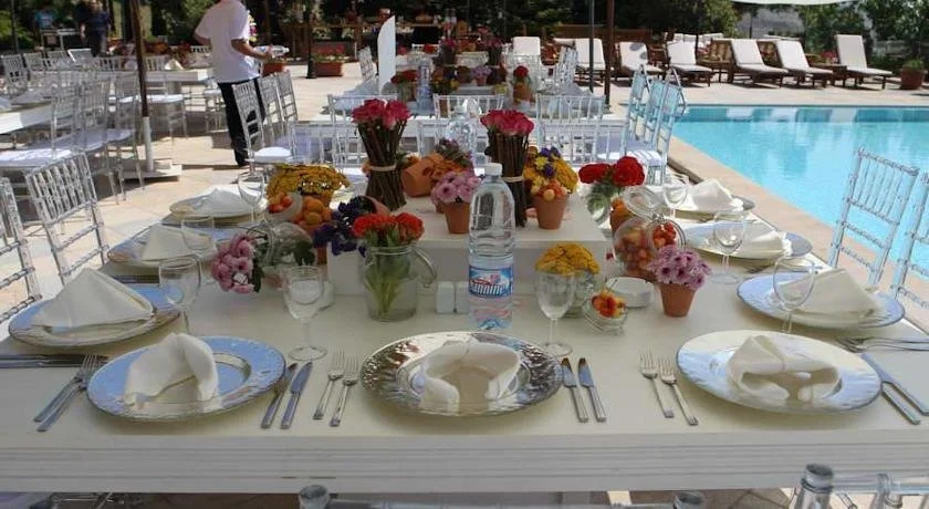 Terrebrune Hotel