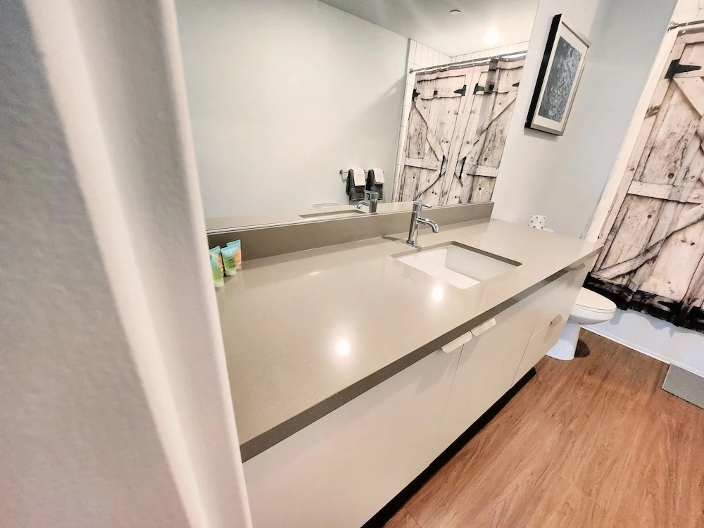 StaysPro - Cityscape Luxury Rental Homes in the Heart of Los Angeles