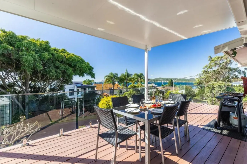 Blue Waters 7 Cook St - Dog Friendly and Water Views