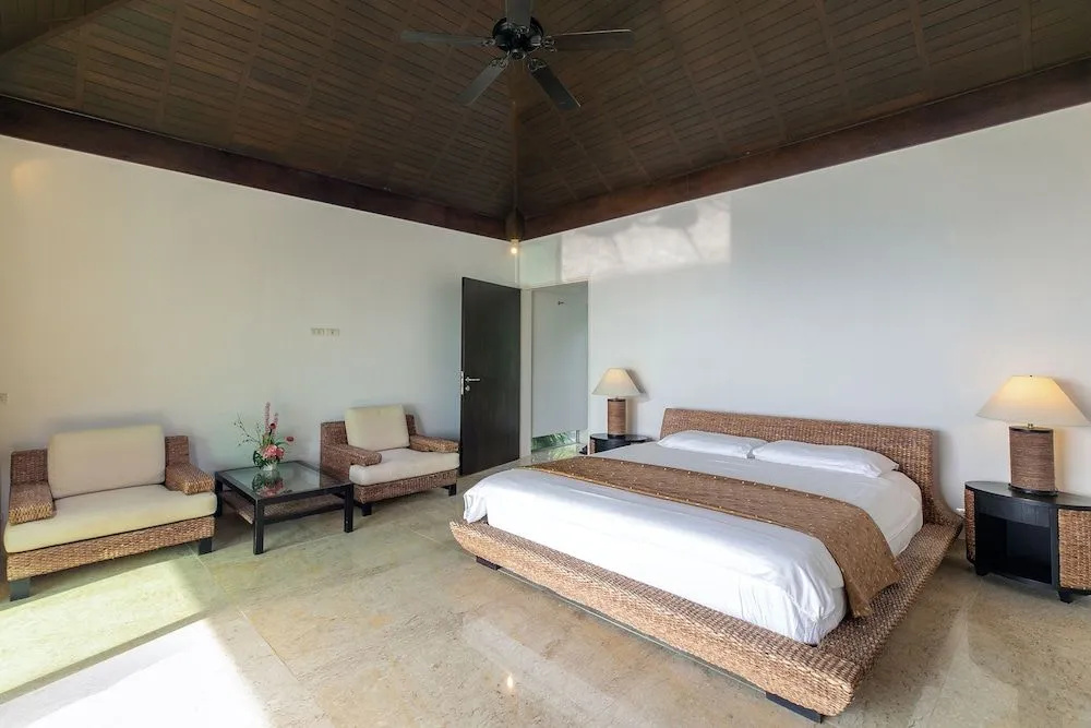 Spacious 5-Bedroom Surin Beach Villa