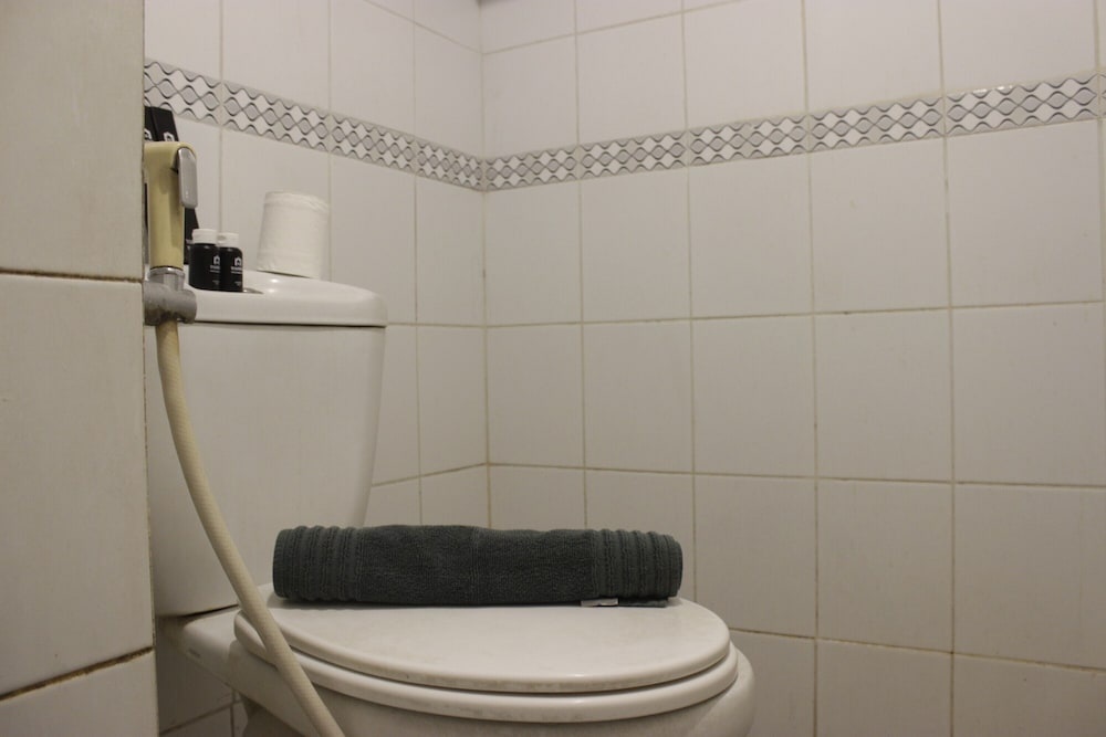 Jarrdin Apartemen 2BR pool view C12 by Nemui Room
