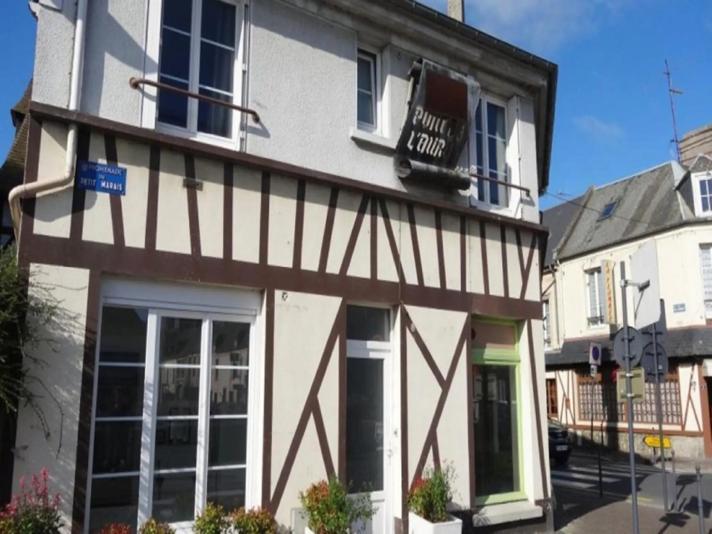 Attractive Apartment in Isigny-sur-mer Near Centre