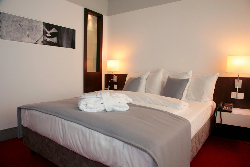 Holiday Inn Berlin Airport - Conference Centre by IHG