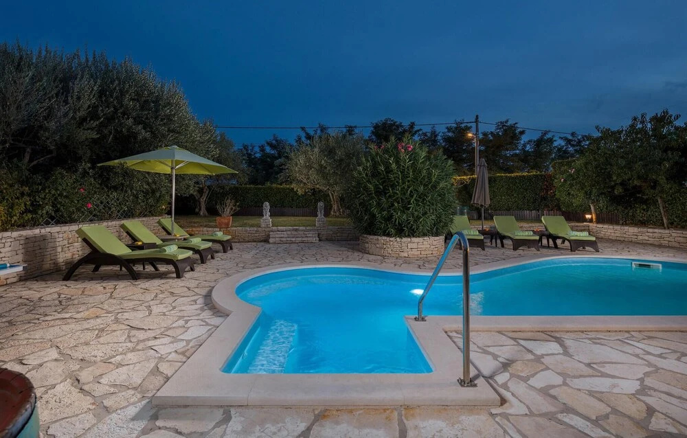 Lovely Home In Buje With Wifi