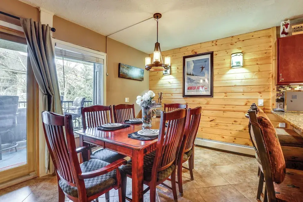 1 Mi to Marina: Frisco Condo w/ Mtn-view Balcony!