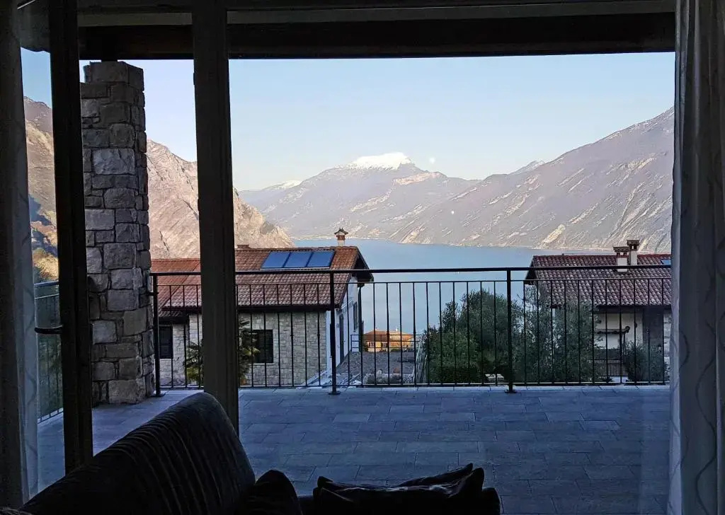 Villetta Sogno sul Lago by Gardadomusmea