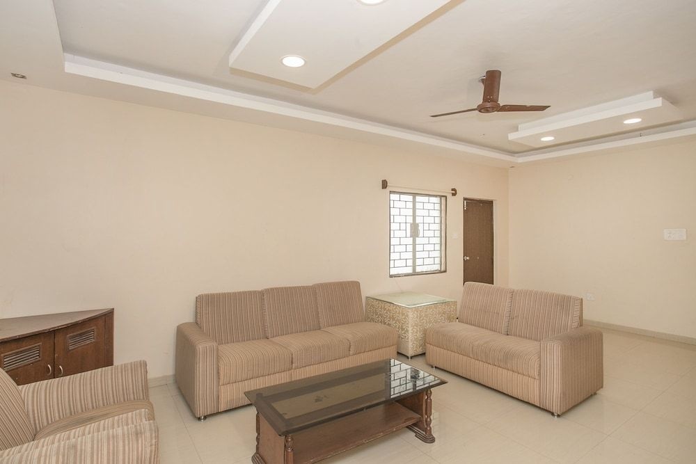 OYO 10722 Simera Service Apartments