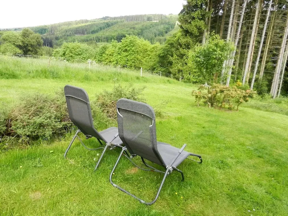 The Charm of a Wooden Chalet With a Magnificent View, not far From Spa