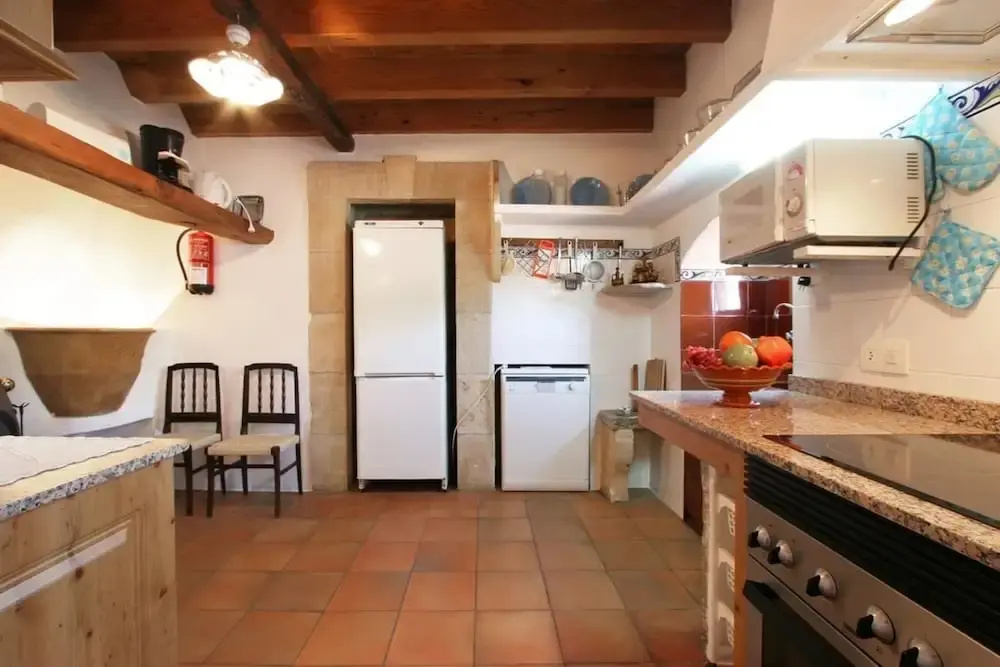 Villa - 5 Bedrooms with Pool - 103159