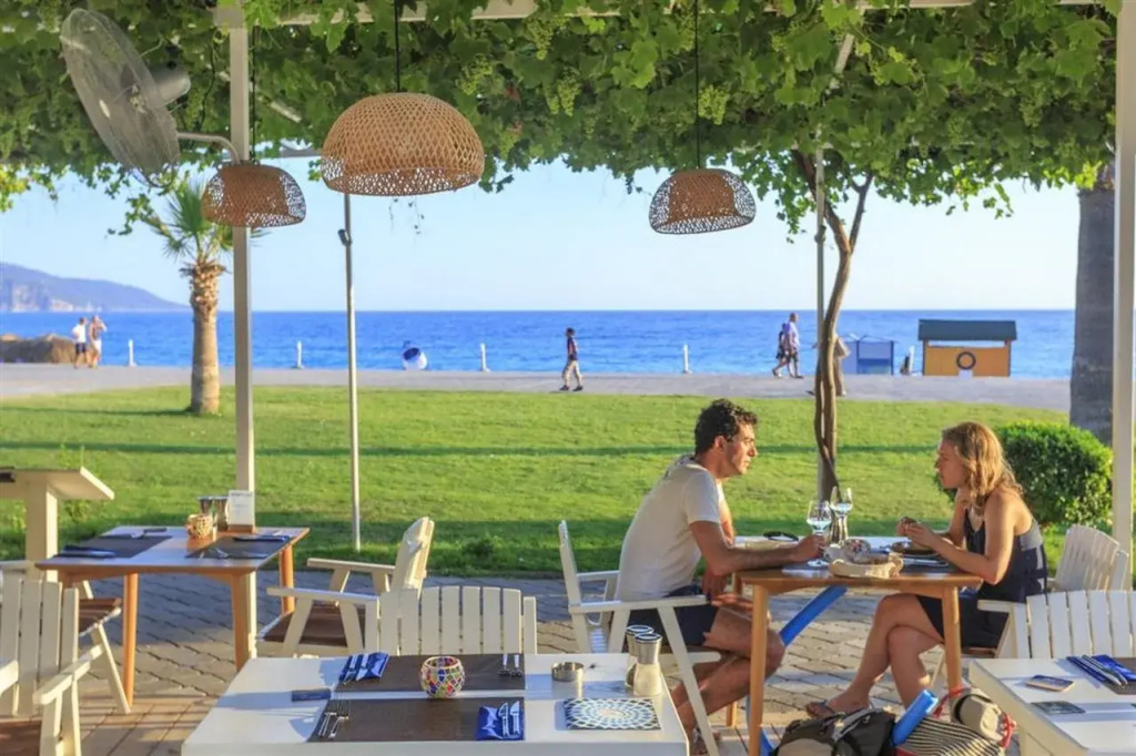 Ecclesia Hotel - Adult Only (+14)