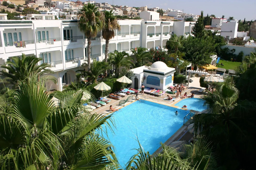 Emira Hotel