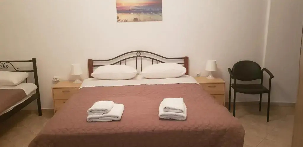 Nea Peramos Apartment 80m from the beach