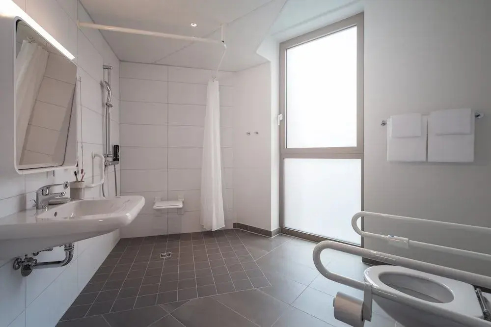 Holiday Inn - the niu Tab Dusseldorf Main Station by IHG