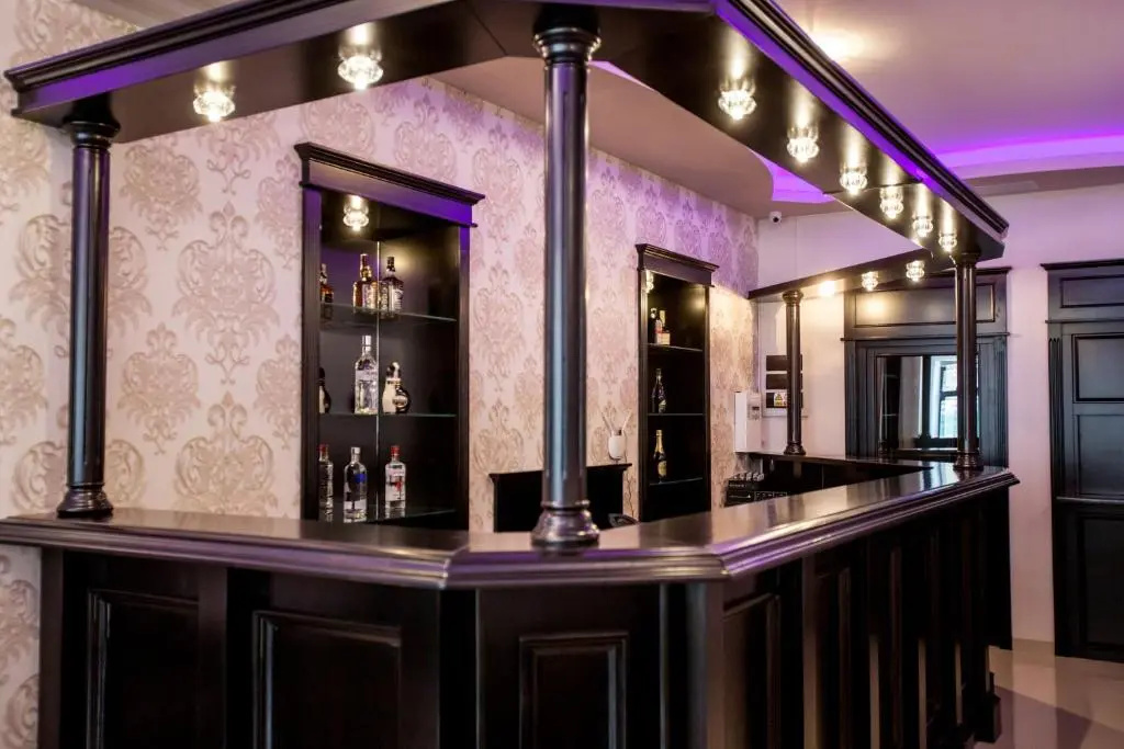 Extravagance Hotel