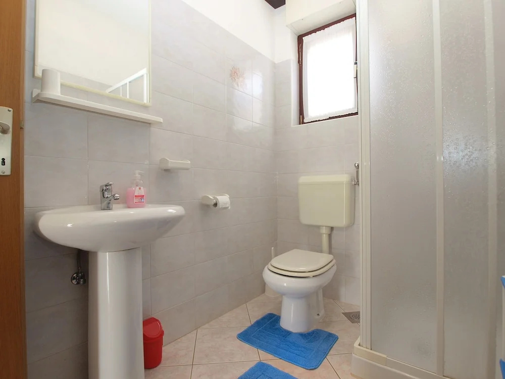 Apartment 1563
