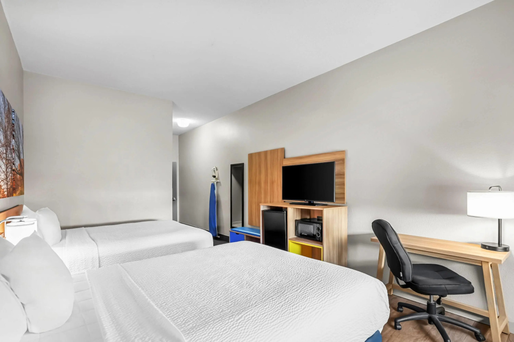 Days Inn by Wyndham Collinsville St Louis