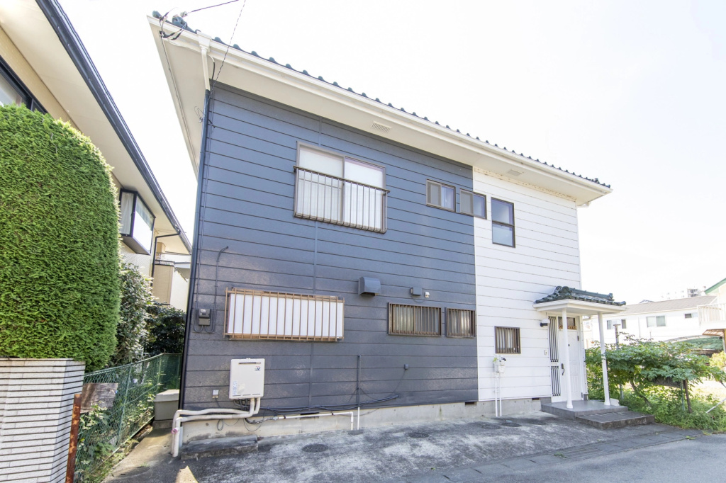 K K House