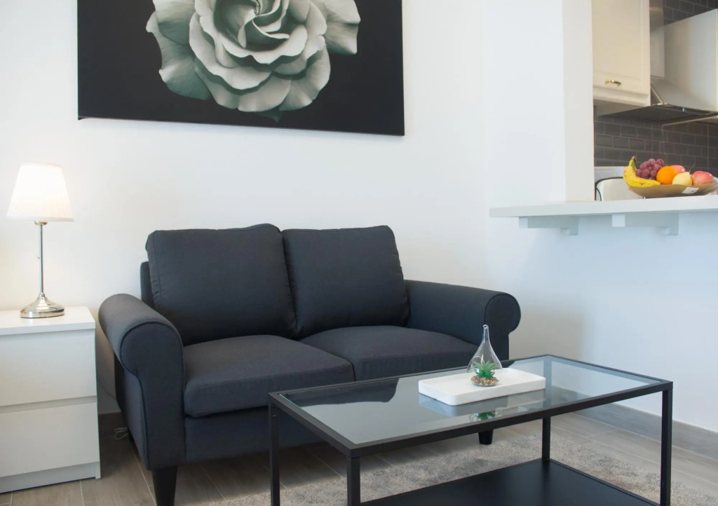Luxe Studio Near Discovery Gardens Metro Station